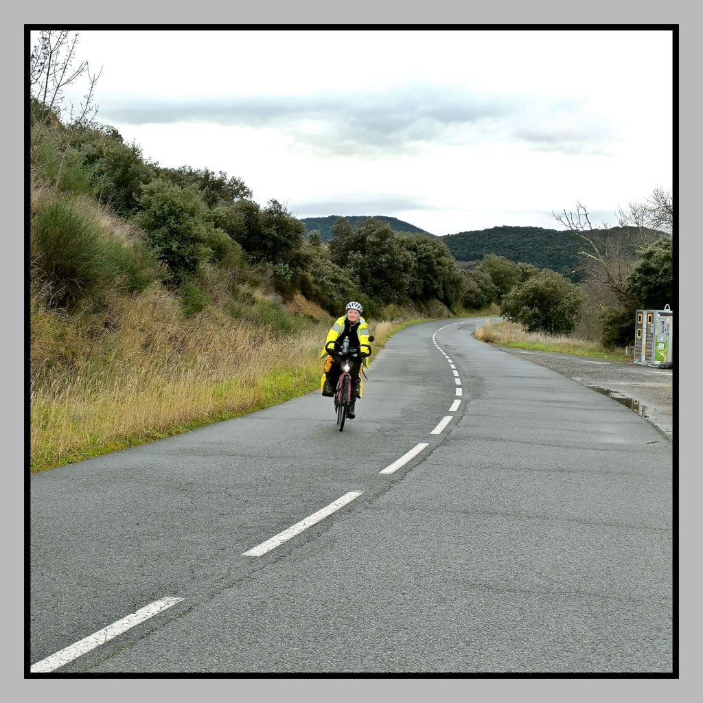 randovelo34.fr. Guernica. Le long de l'Orb
