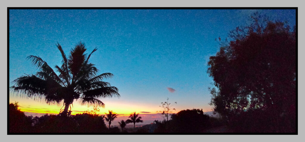 La Réunion. 18h, le soleil se couche.
