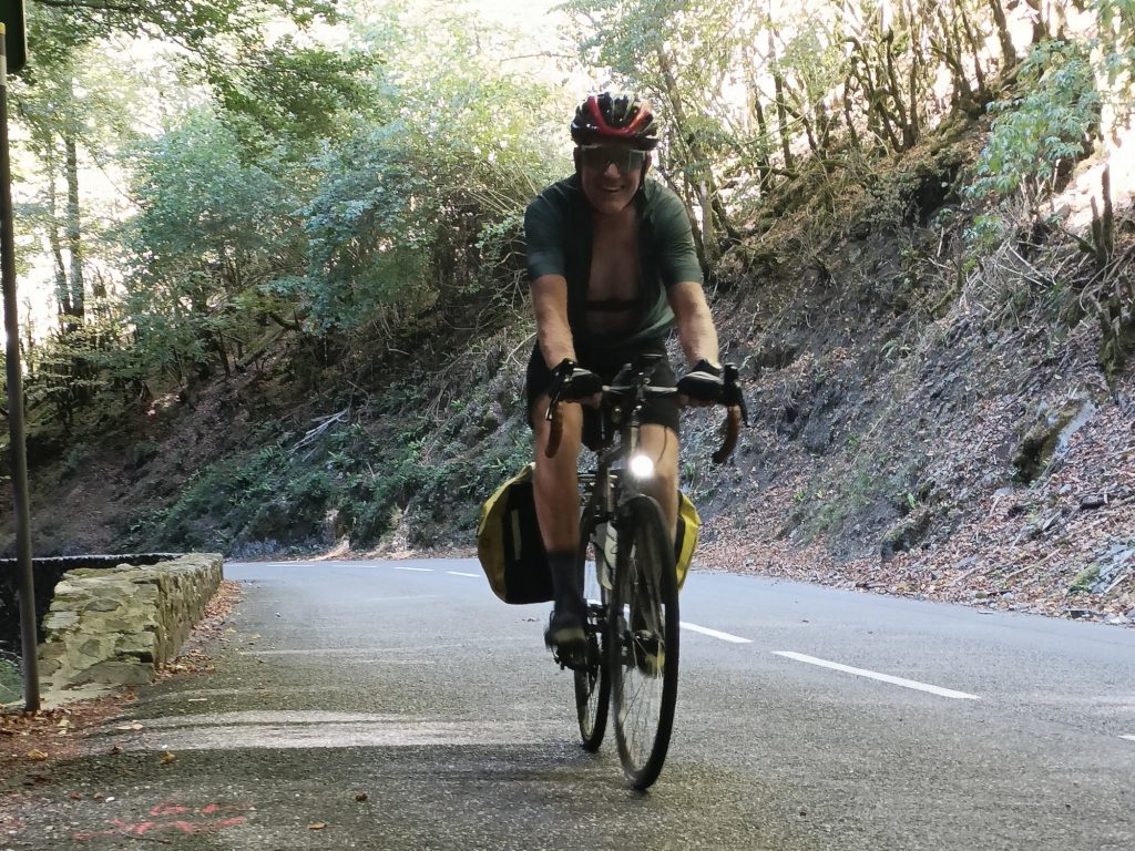 La montée du Portet d'Aspet